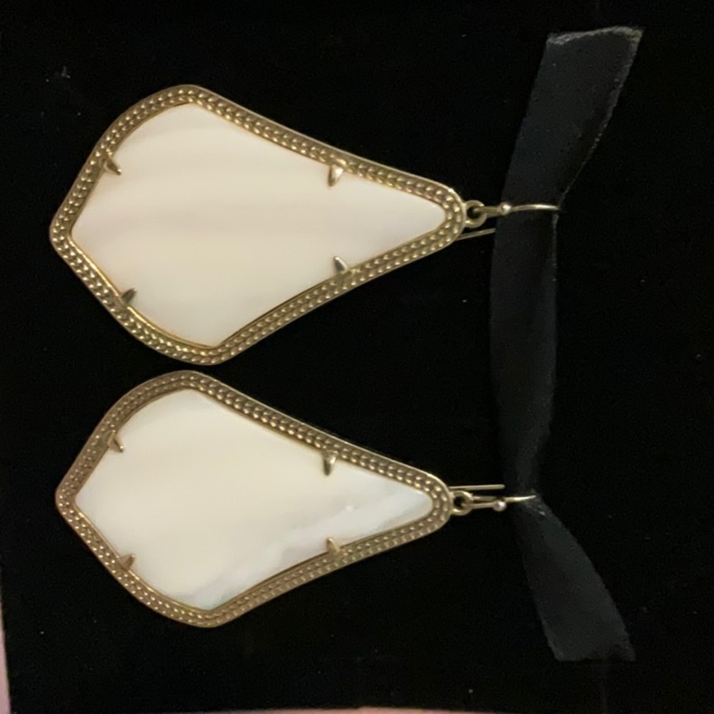 Kendra Scott earrings